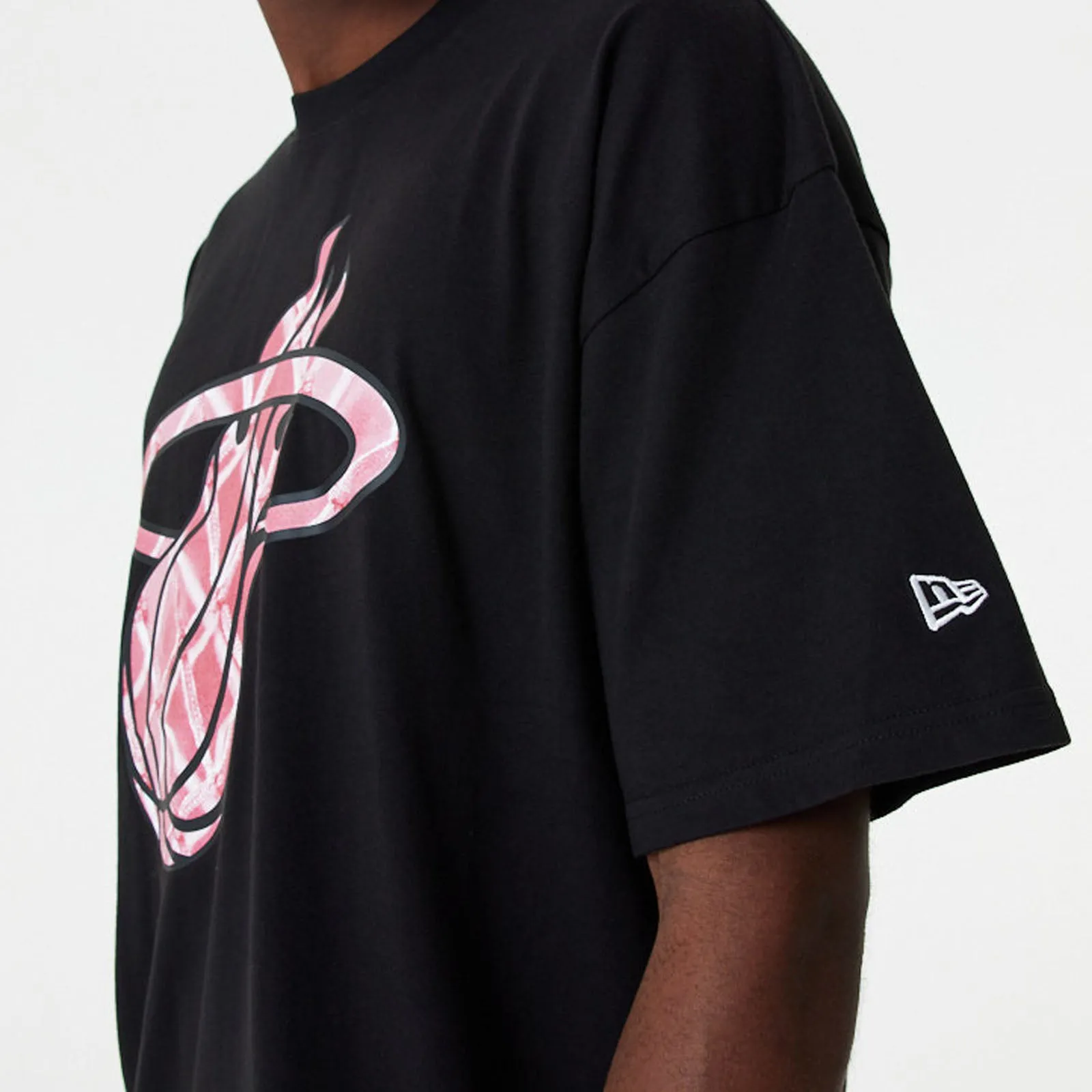 New Era Miami Heat NBA Infill Logo Oversized T-Shirt - Black